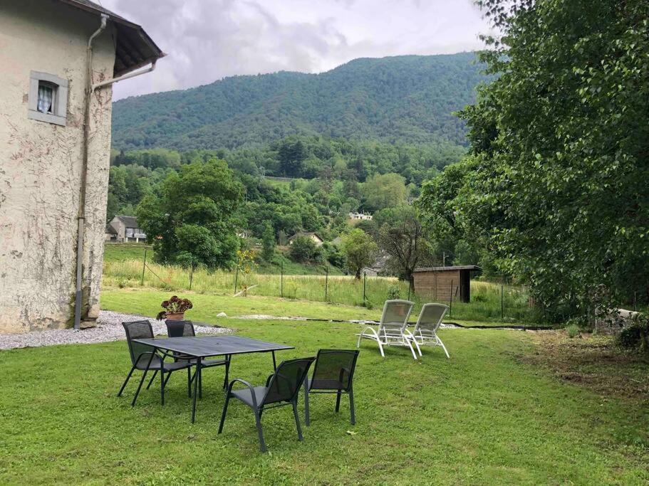 Au Bord Du Gave Apartamento Laruns Exterior foto